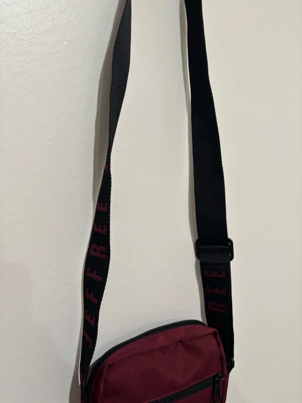 Jeffree Star Crossbody Shoulder Bag - Burgundy